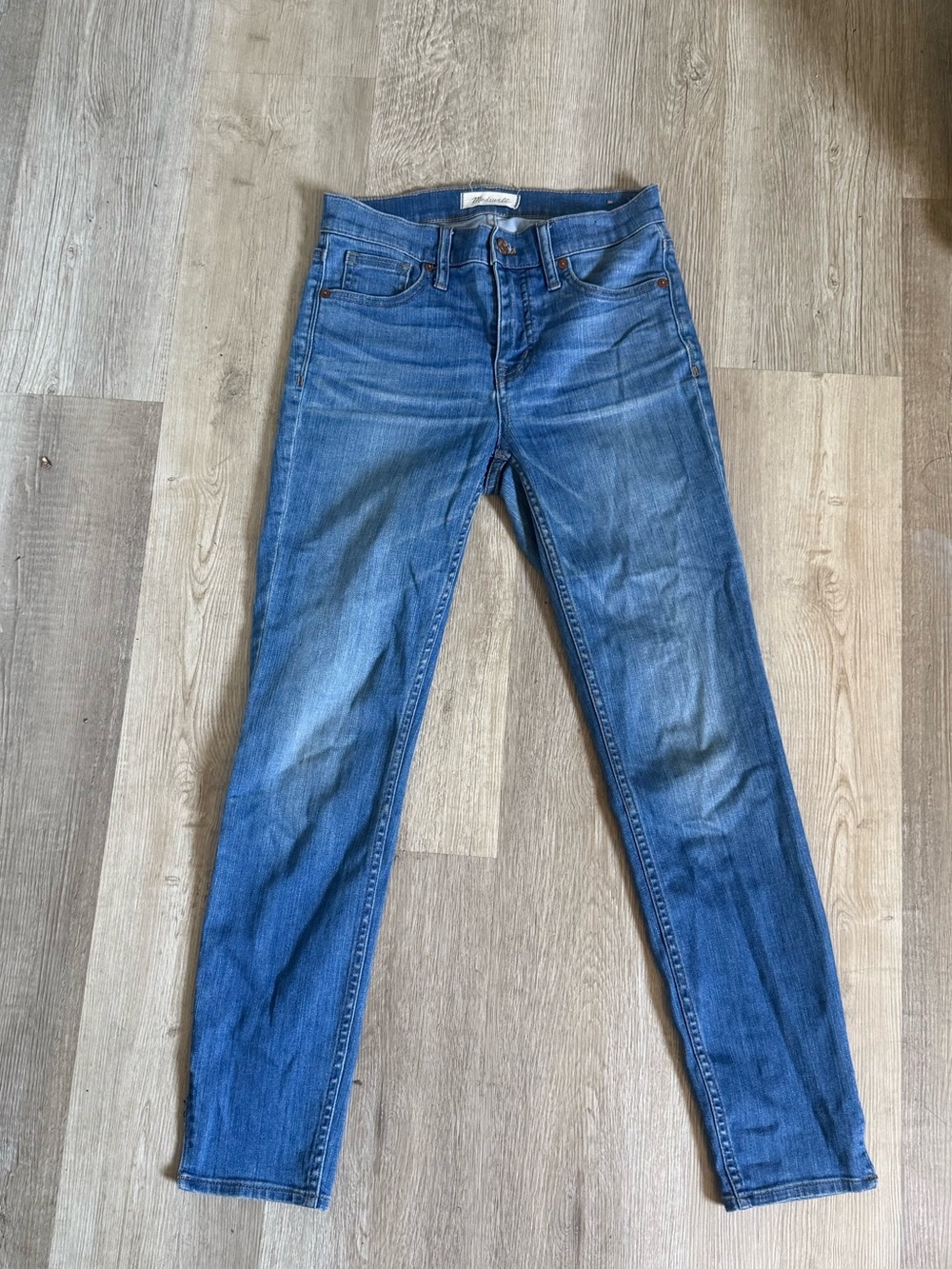 Madewell Skinny Jeans in Medium Blue Wash
